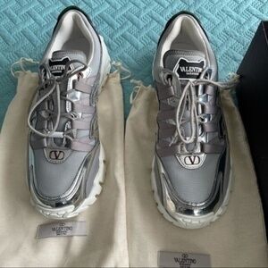 UNDERCOVER Sneakers